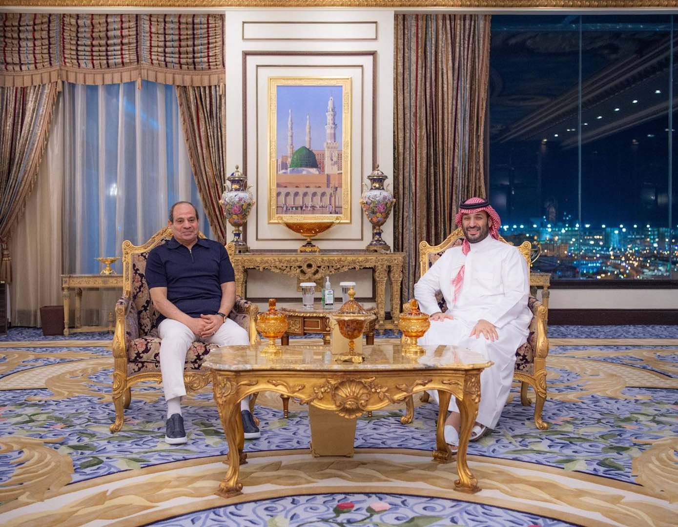لقاء السيسي وولي العهد السعودي يعزز العلاقات الثنائية ويشيد بجهود المملكة في خدمة الحجاج